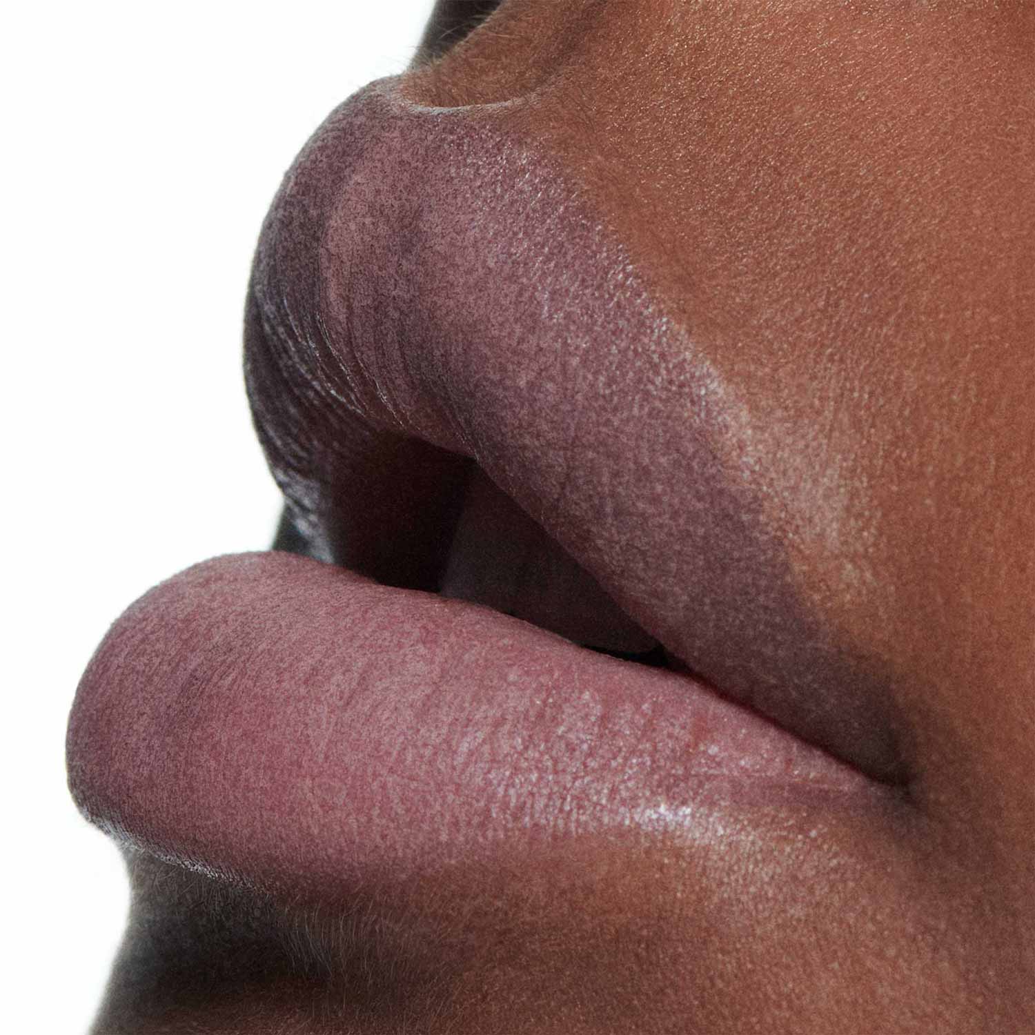 POWDER KISS LIQUID LIPCOLOUR (LABIAL LÍQUIDO)